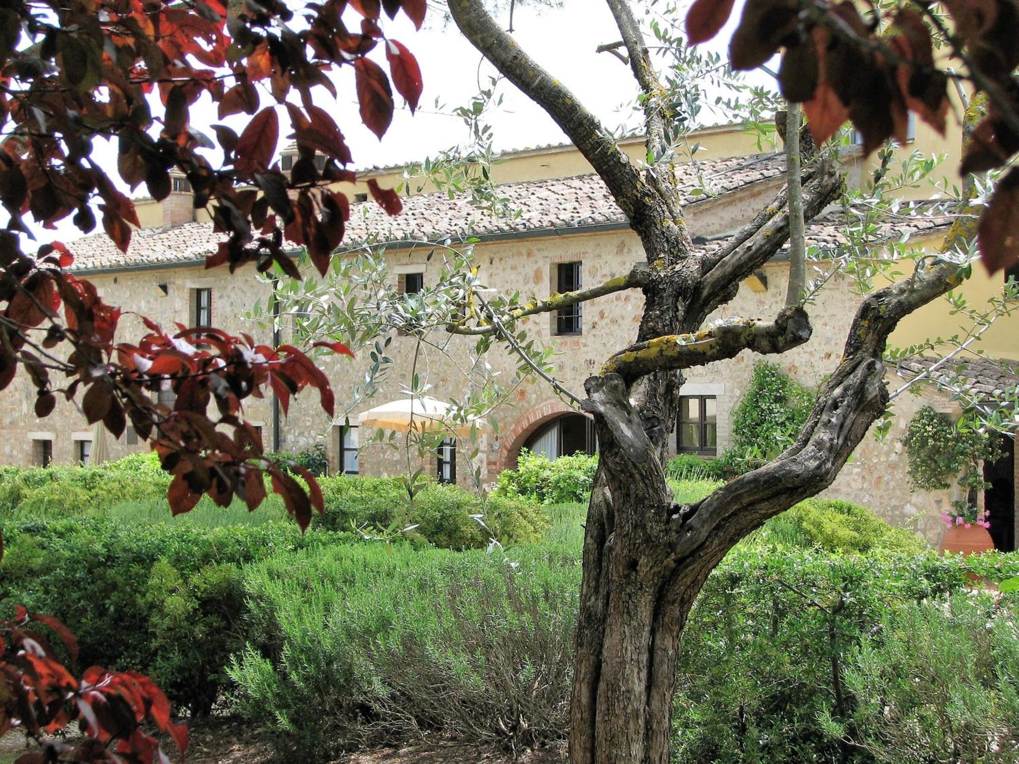 Fattoria Agriturismo Nerbona Casole d'Elsa Ngoại thất bức ảnh